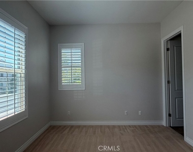 61 Dunmore - Photo Thumbnail 11