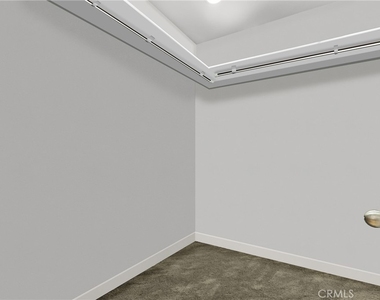 5810 Ranchito Avenue - Photo Thumbnail 22
