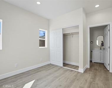 19258 Strathern St. - Photo Thumbnail 26