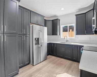 19258 Strathern St. - Photo Thumbnail 18