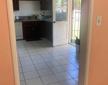 145 E Quincy - Photo Thumbnail 8