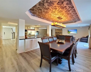18684 Santa Ramona - Photo Thumbnail 3
