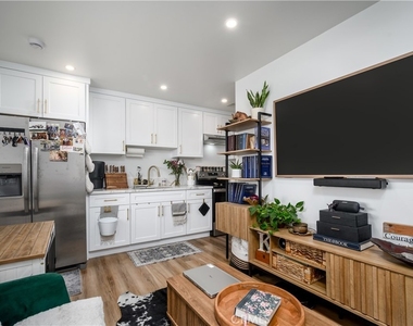 8966 A Gunn Avenue - Photo Thumbnail 4