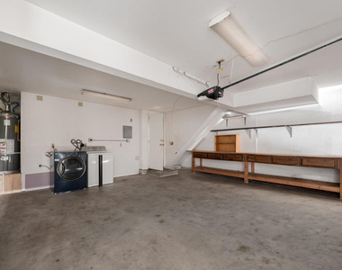 64 N Oak Avenue - Photo Thumbnail 18