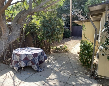 1523 N Grand Oaks Avenue - Photo Thumbnail 14