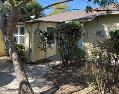 1523 N Grand Oaks Avenue - Photo Thumbnail 1