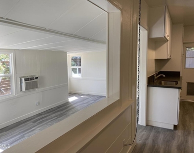 1523 N Grand Oaks Avenue - Photo Thumbnail 6