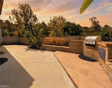 24411 Rue De Monet - Photo Thumbnail 18