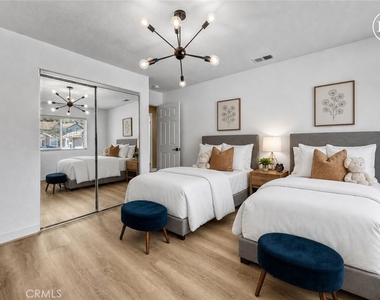 24411 Rue De Monet - Photo Thumbnail 19