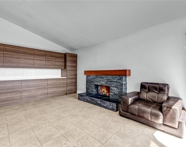 20442 Harbor Isle Ln - Photo Thumbnail 19
