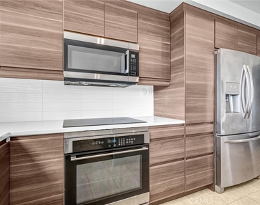 20442 Harbor Isle Ln - Photo Thumbnail 17