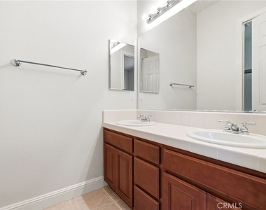 309 Whitcliff Court - Photo Thumbnail 26