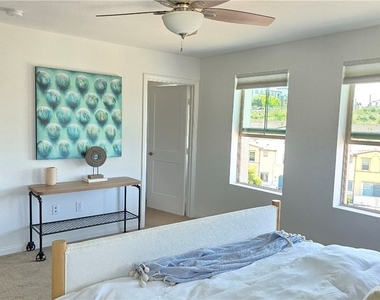 1813 Mesquite Way - Photo Thumbnail 28