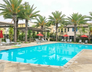 1813 Mesquite Way - Photo Thumbnail 42