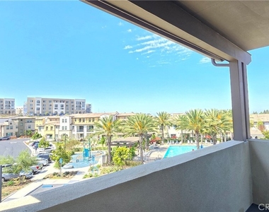 1813 Mesquite Way - Photo Thumbnail 26