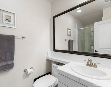 6 Gardenia Street - Photo Thumbnail 21