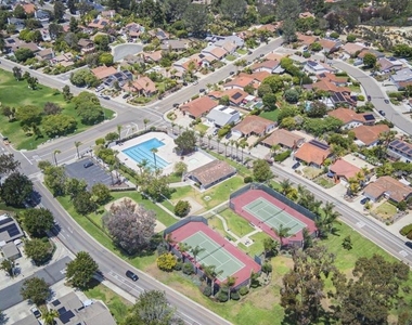 2033 Shadytree Lane - Photo Thumbnail 18