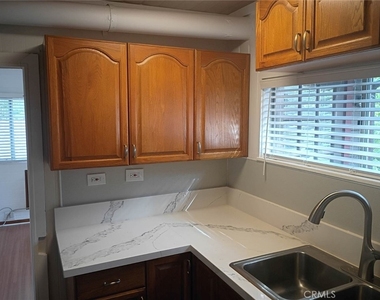 538 Brookside Lane - Photo Thumbnail 18