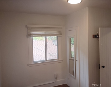 538 Brookside Lane - Photo Thumbnail 28