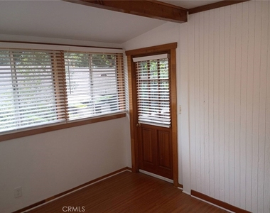 538 Brookside Lane - Photo Thumbnail 25