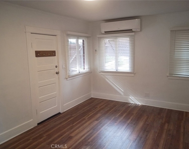 538 Brookside Lane - Photo Thumbnail 11