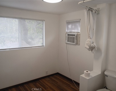 538 Brookside Lane - Photo Thumbnail 33