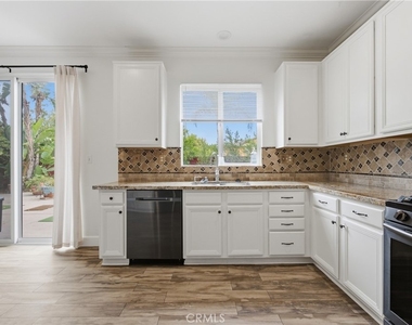 2180 Stonewood - Photo Thumbnail 21