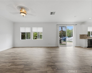 2180 Stonewood - Photo Thumbnail 11