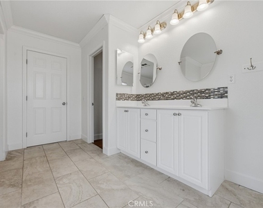 2180 Stonewood - Photo Thumbnail 44