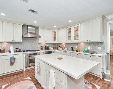 11920 Bingham - Photo Thumbnail 13