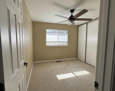1105 Fair Weather Cir - Photo Thumbnail 31