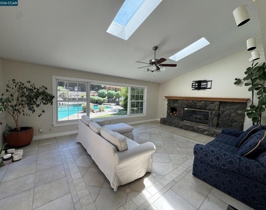 1105 Fair Weather Cir - Photo Thumbnail 5