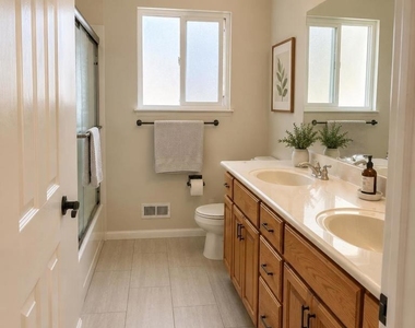 1105 Fair Weather Cir - Photo Thumbnail 24