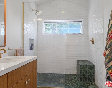 1616 Cerro Gordo Street - Photo Thumbnail 40