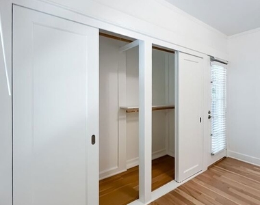 1233 Ozeta Terrace - Photo Thumbnail 24