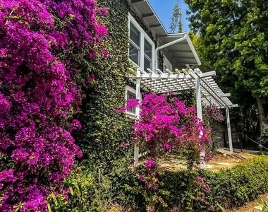 1233 Ozeta Terrace - Photo Thumbnail 2