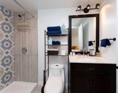 4839 Seldner Avenue - Photo Thumbnail 11