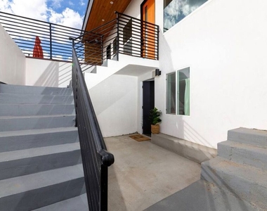 4839 Seldner Avenue - Photo Thumbnail 13