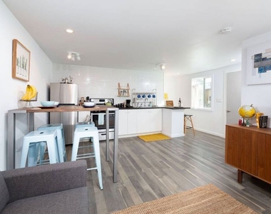 4839 Seldner Avenue - Photo Thumbnail 5