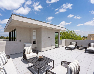 12304 Moorpark Street - Photo Thumbnail 47