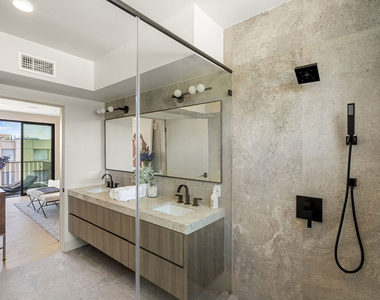 12304 Moorpark Street - Photo Thumbnail 44