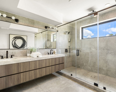 12304 Moorpark Street - Photo Thumbnail 43