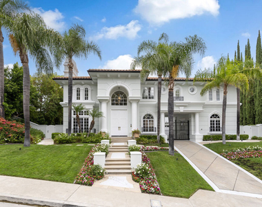 3791 Winford Drive - Photo Thumbnail 2
