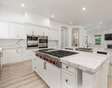 3791 Winford Drive - Photo Thumbnail 12