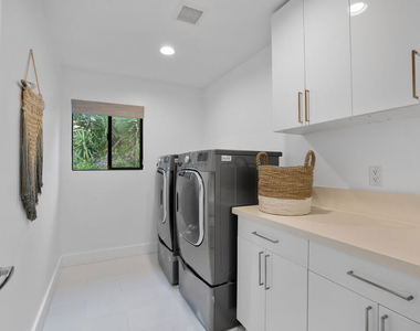 3526 Kelton Avenue - Photo Thumbnail 23