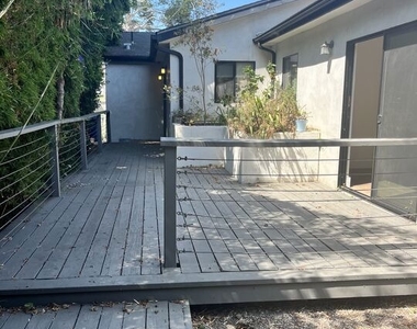 3526 Kelton Avenue - Photo Thumbnail 27