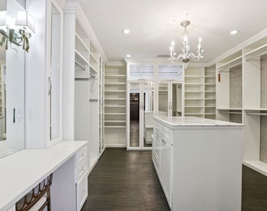 2676 Casiano Road - Photo Thumbnail 33