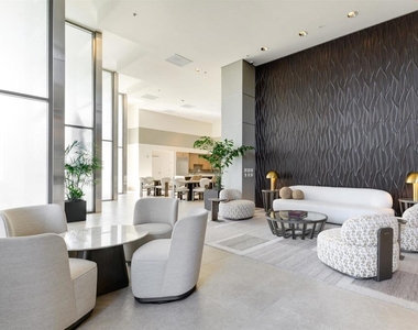 645 Front St. - Photo Thumbnail 21