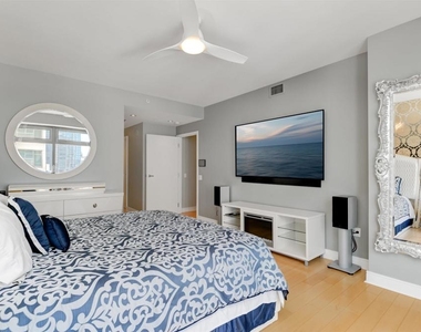 645 Front St. - Photo Thumbnail 13