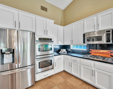 45607 Pelican Hill Court - Photo Thumbnail 5